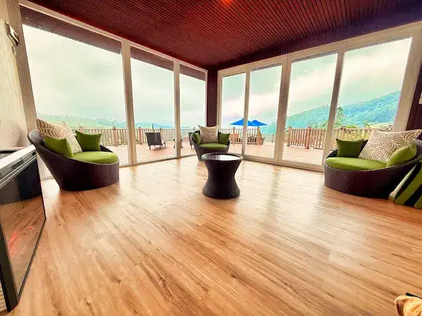 Hilldale Retreat Amenities