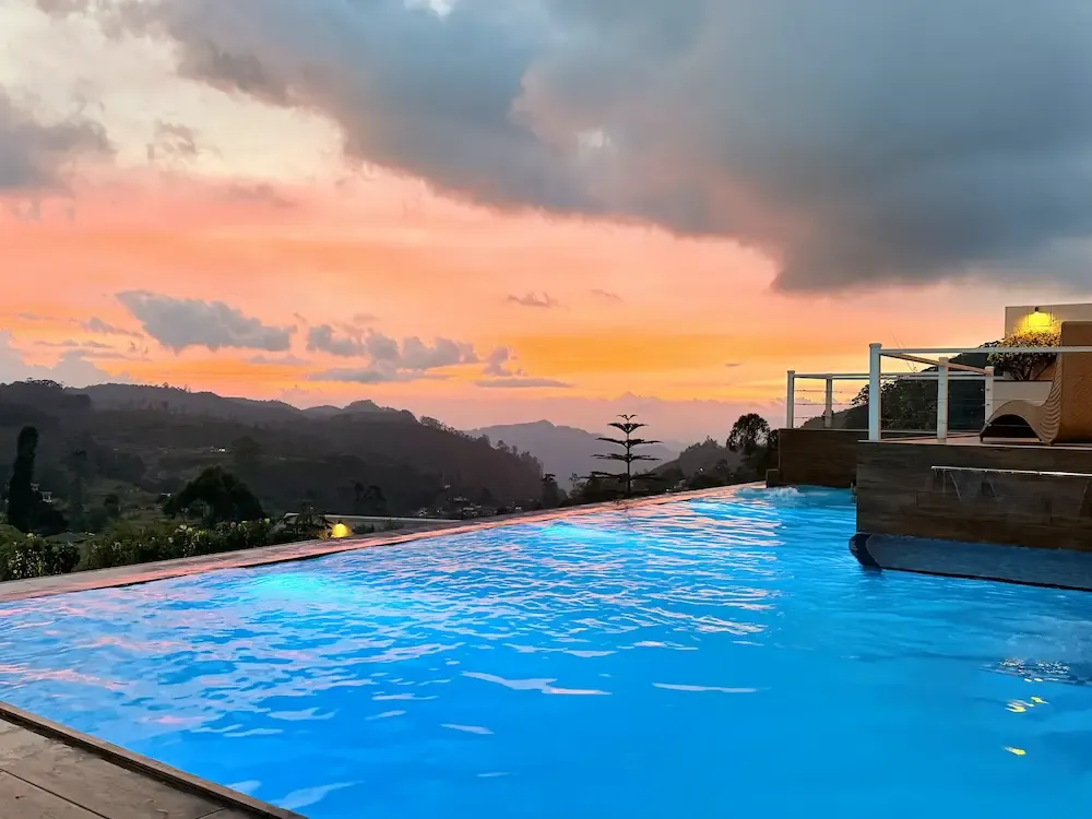 Cool weather and mountain views in Nuwara Eliya